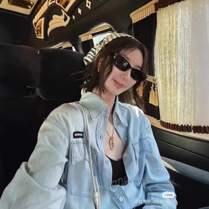 24mm Spring/Summer Fashion Letter Embroidery Light Denim Thin Jacket Unisex Loose Fit Washed Blue 24mm Spring/Summer Fashion Letter Embroidery Light Denim Thin Jacket Unisex Loose Fit Washed Blue