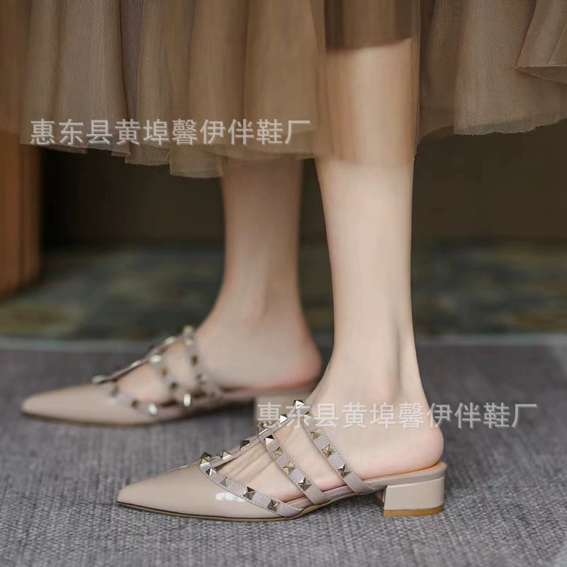 2025 новые летние туфли с заостренной плоской подошвой