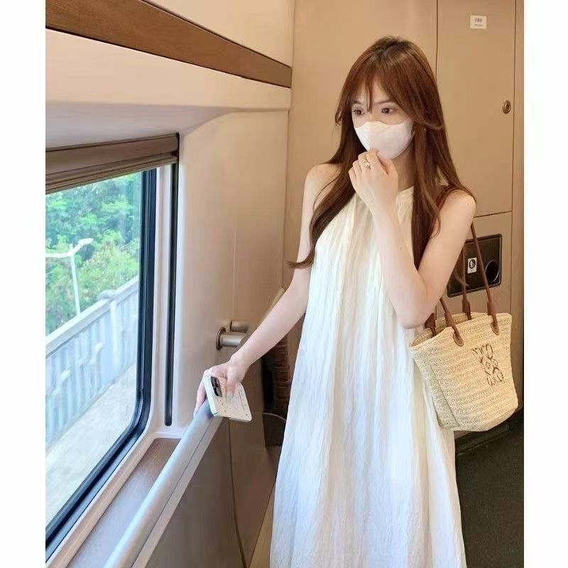 爆款法式挂脖连衣裙仙女夏季宽松显瘦新款无袖甜美气质海边度假长|undefined