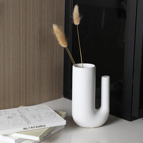 Simple Nordic black and white ceramic vase ornaments ins style living room flower arrangement dried flowers home soft decorations wholesale