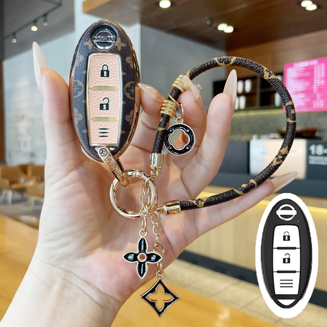 Dongfeng Nissan Sylphy Key Cover Bluebird Sylphy Classic Ji Yi High-End Remote Control Case Trendy Decorative Car Keychain