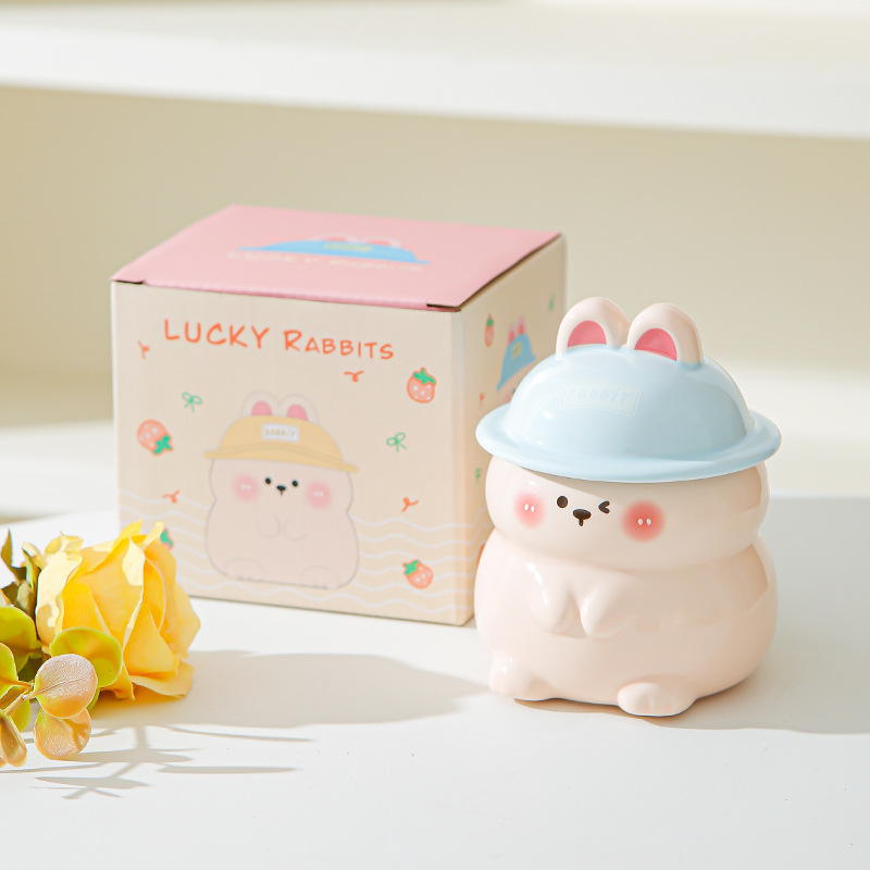 Dibujado a mano encantador conejo tridimensional taza de marca creativa regalo de cumpleaños taza de cerámica de dibujos animados estudiantes con taza de agua cubierta