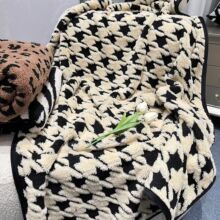 千鸟格夏季休闲家居双层沙发午睡盖毯柔软亲肤办公室毛毯行车毛毯