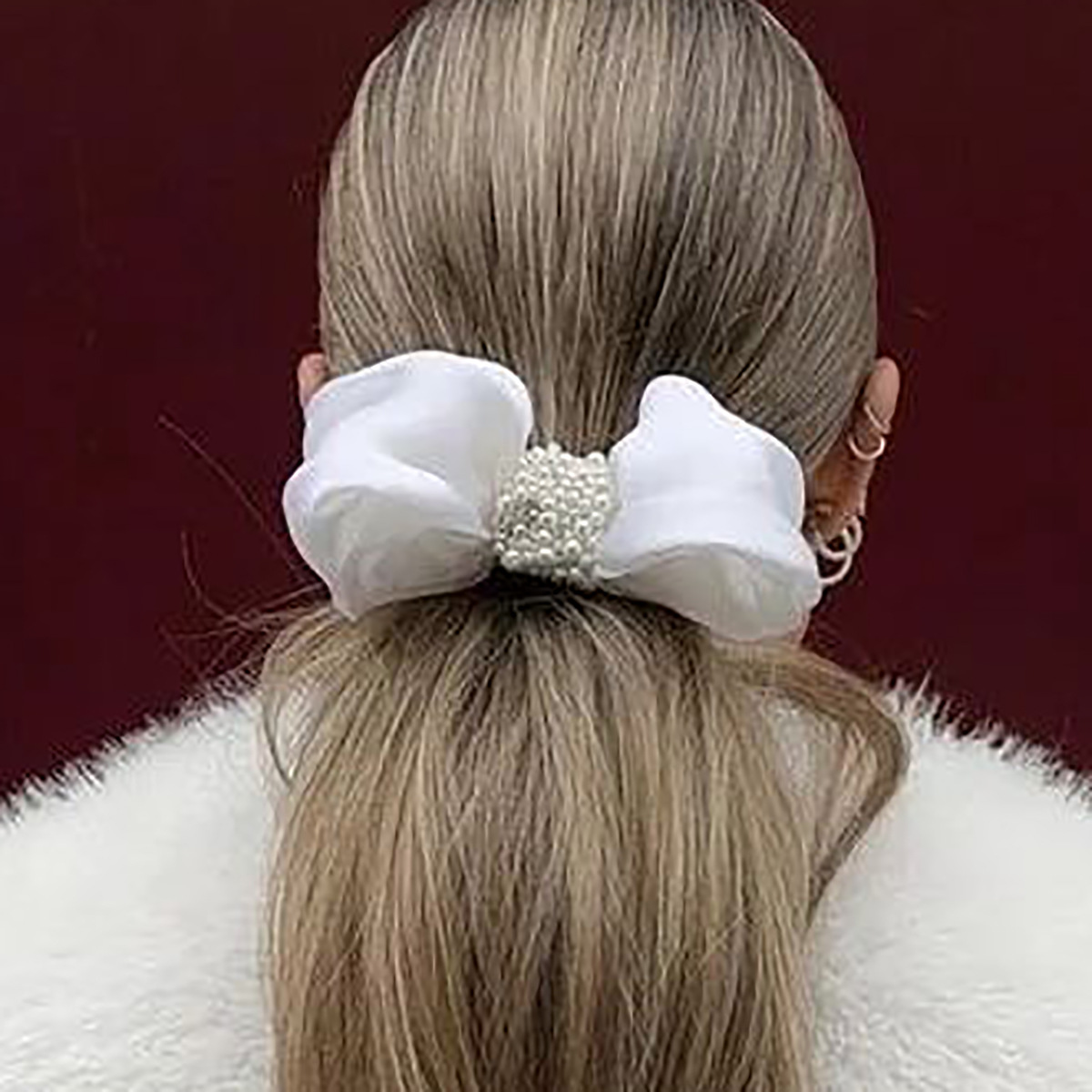 elegant hairgrip with bow pearl