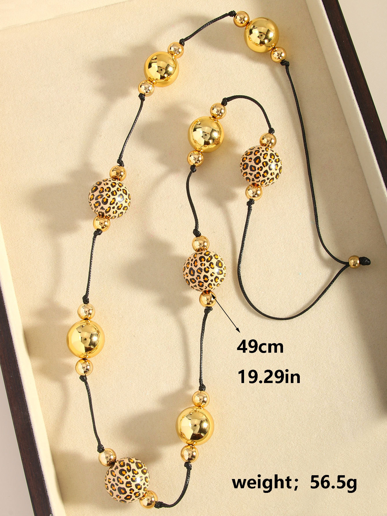 Daily Occasion Retro Leopard Wood Metal  Pendant Necklaces Wholesale