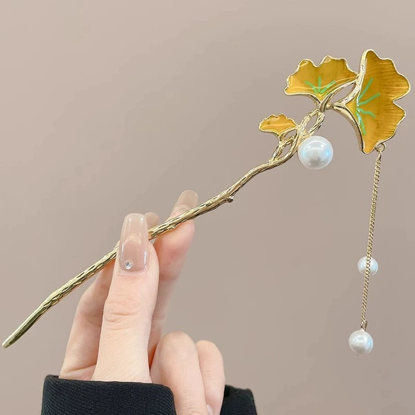 Apricot leaves.