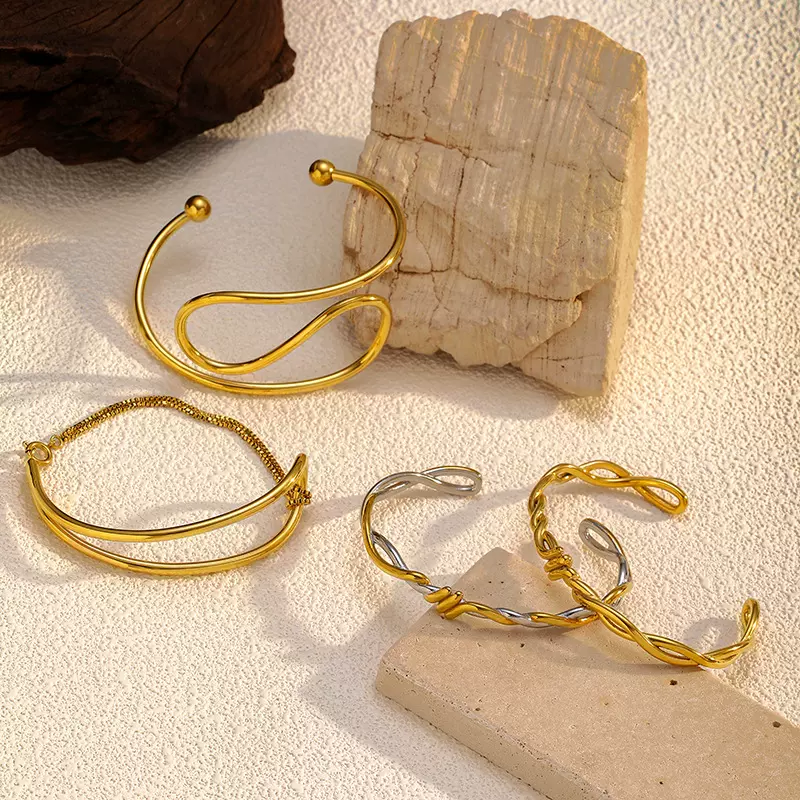 宸赫不锈钢饰品女高级感手饰不掉色欧美跨境时尚开口轻奢钛钢手镯