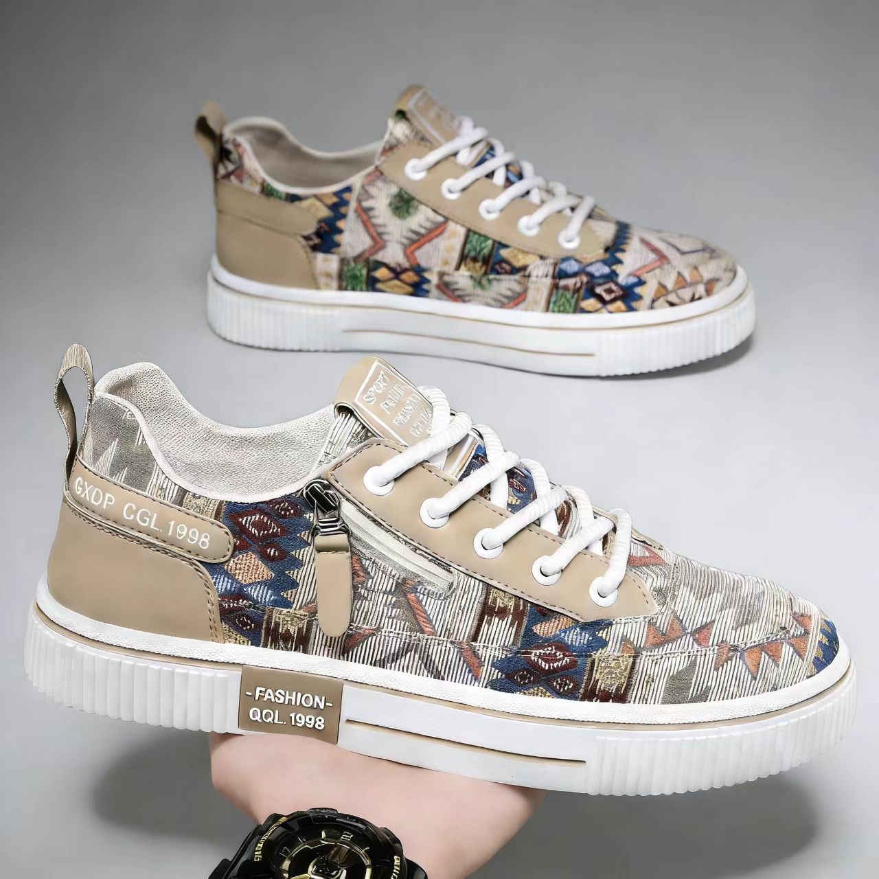 Zapatos de lienzo impresos para hombres primavera transpirable con nicho de diseño casual zapatos de skate para hombres ligeros con suela suave casual
