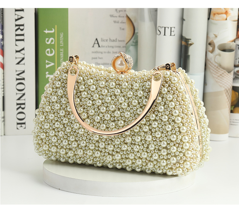 Champagne White Beige Alloy Solid Color Square Evening Bags display picture 4