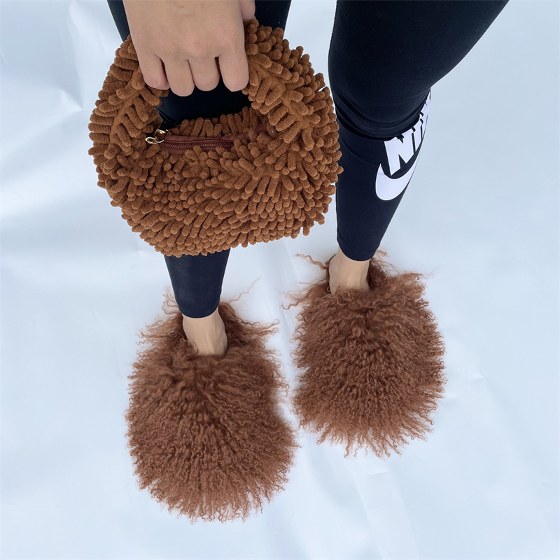 Φθινόπωρο Και Χειμώνα Νέα Σφουγγαρίστρα Βελούδια Τσάντα Καραμέλα Χρώμα Κουτιού Μεσημεριανό Τσάντα Χαριτωμένο Μόδα Βαμβάκι Γριά Χέρι Μικρή Τετράγωνη Τσάντα Τσάντα Τσάντα display picture 4