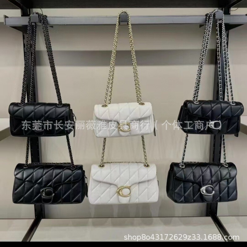 Coach Autumn/Winter New Versatile Tabby 26 Diamond Pattern Wine God Bag Fashion Underarm Chain Shoulder Women's Bag Coach Autumn/Winter New Versatile Tabby 26 Diamond Pattern Wine God Bag Fashion Underarm Chain Shoulder Women's Bag