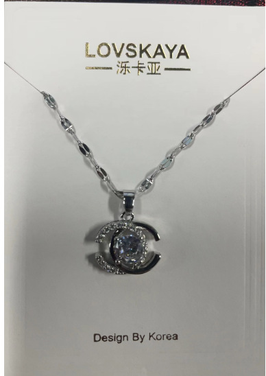 Lovskaya titanio acero collar q006 Luz de lujo Super Hada titanio acero doble C ZIRCON collar