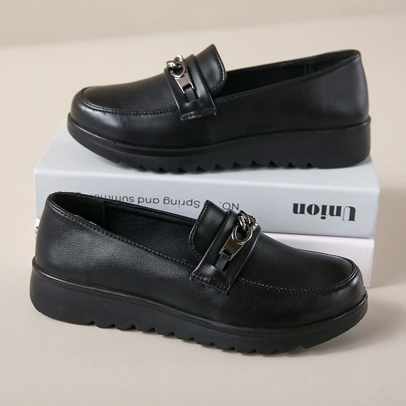 Туфли мамы Весенние и осенние кожаные туфли на мягком подошве, противоскользящие женские туфли среднего возраста