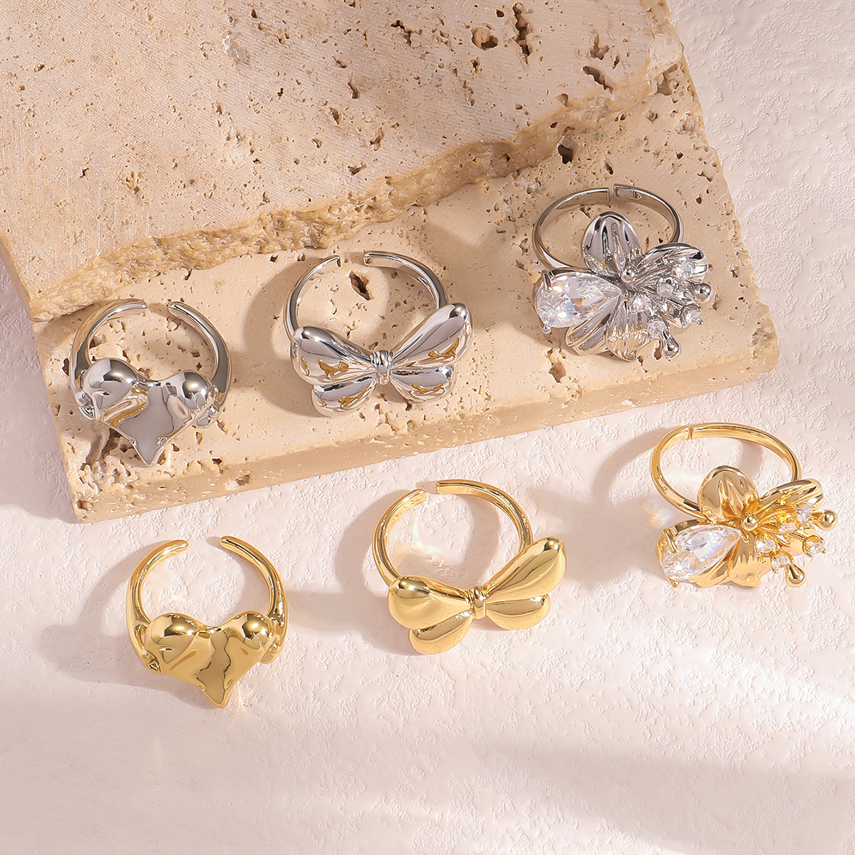 9g Weight Open Rings Classification One Size Ring Size 1 Piece, 1 Set Quantity Holiday, Daily Occasion Copper Material Heart Shape, Flower Pattern All Seasons Season Women's Gender Plating Design Elegant, Lady Style Wholesale Jewelry Elegant Lady Heart Shape Flower Copper Plating Open Rings 1