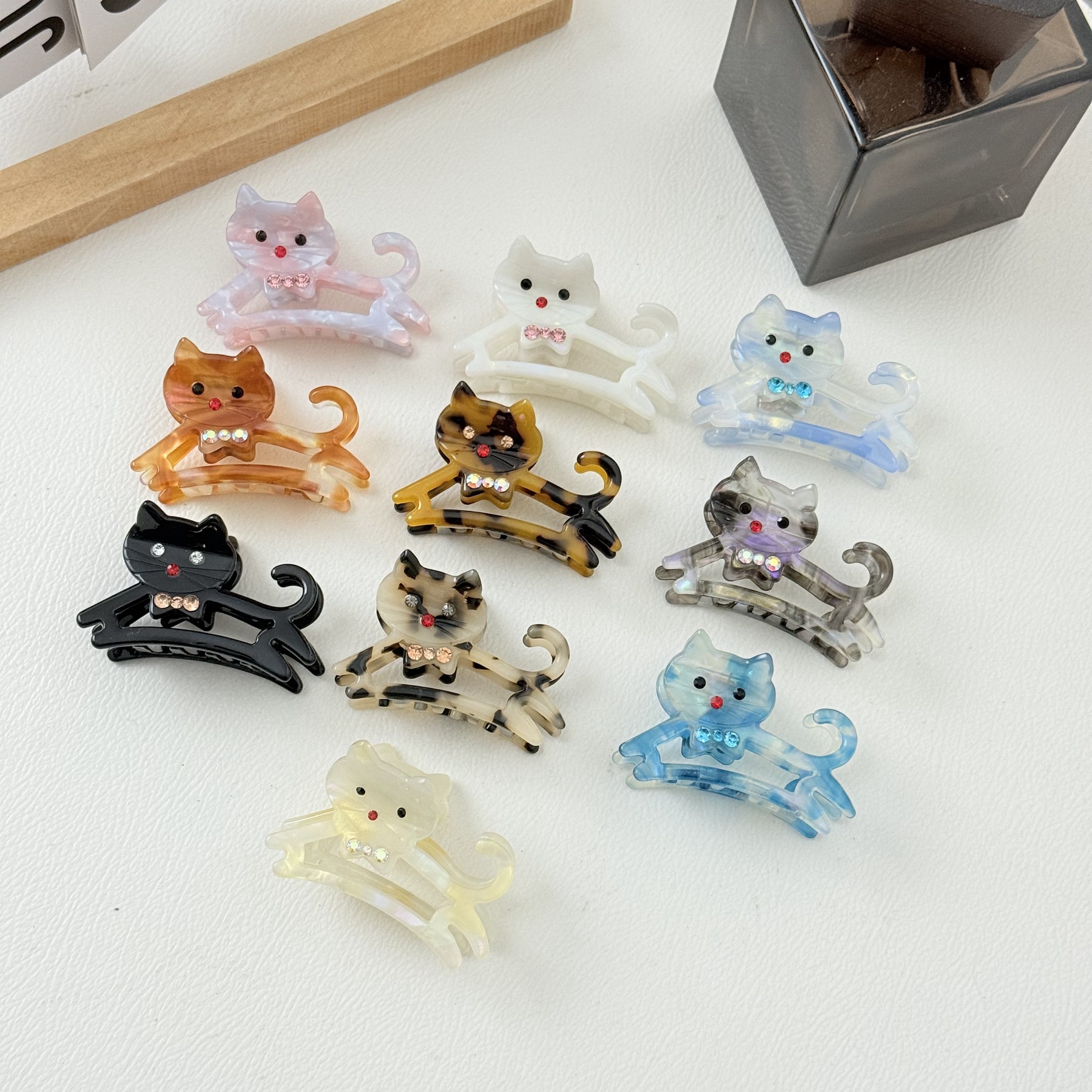 6cm Acetate Hair Clip Girly Cute Medium Cute Shark Clip French Rhinestone Cat Clip