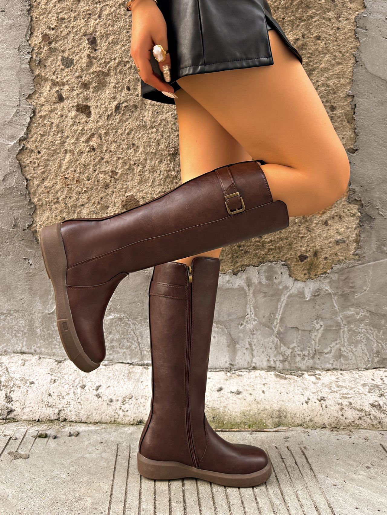 Women's Leather Riding Boots British Style Round Toe Thick Sole_voghion.com