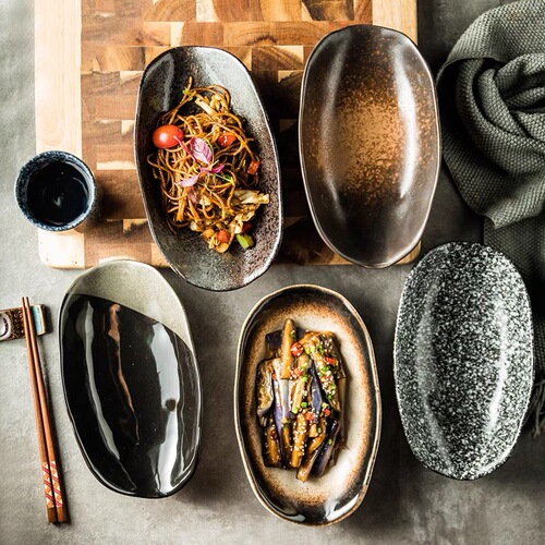 Four-legged stone bowl, special-shaped high-legged ceramic plate, curry chicken plate, vegetable plate, specialty restaurant fish plate, personalized rice
