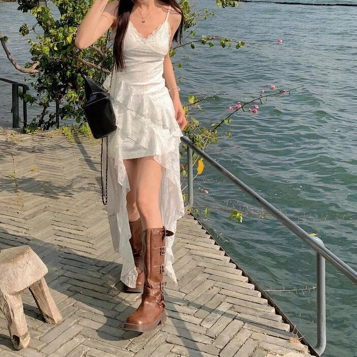 2026 Hot Girl Style Irregular Hem Slit Dress with Romantic Vibe and Slim Fit Lace Suspender Dress