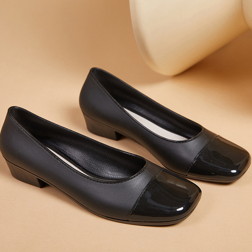 New Simple Anti-Slip Thickened Sandals for Moms, Women's Summer Outdoor Wear, Square-Toe Chunky Heel Height-Increasing Korean-Style Closed-Toe Shoes for Work