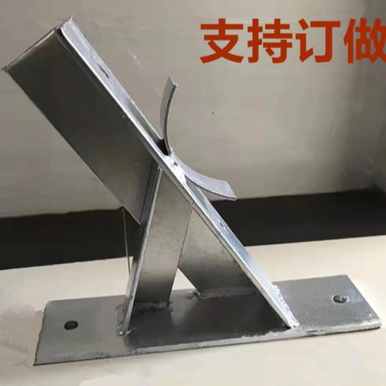 工程桥架钢板角铁焊接管道固定支架三角角钢钢制热镀锌导轨u型钢