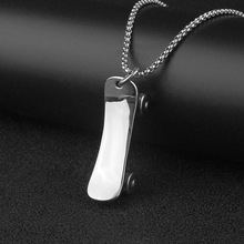 跨境新款男士个性滑板不锈钢吊坠朋克摇滚运动钛钢项坠饰品工厂批