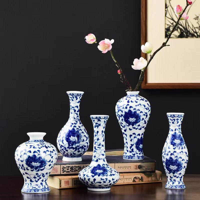 Flores de porcelana azul, vasos de flores de cerámica de lujo ligero, flores de alto nivel, decoración de mesa de comedor de estilo nuevo chino