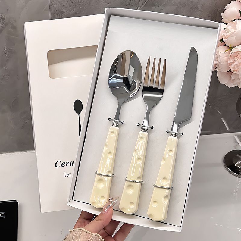가벼운 럭셔리 Incs Cutlery 및 포크 스푼 귀여운 치즈 가정용 휴대용 스테인레스 스틸 스테이크 커틀리 및 포크 웨스턴 식기 디저트 스푼