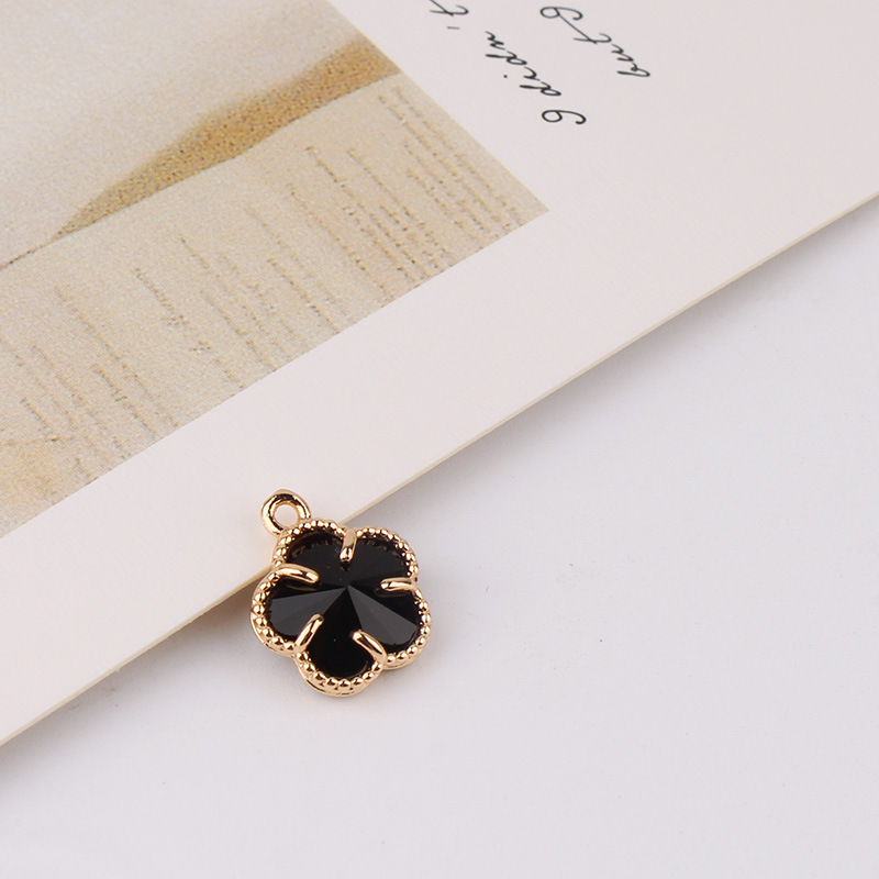 3g Weight Pendant Jewelry Making Type Zircon Inlay Material DIY Jewelry Accessories, Earrings, Necklace Classification 1 Piece Quantity Copper Material Bag, Flower Pattern Inlay Design IG Style, Shiny Style 1 Piece Copper Zircon Bag Flower Pendant DIY Jewelry Accessories Earrings Necklace 3