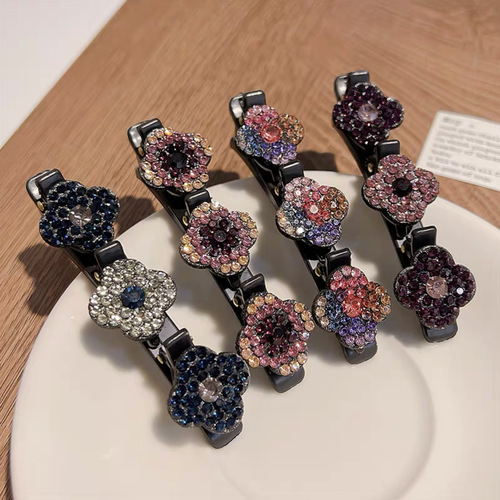Elegant side clip with crystal edge, versatile and sparkling hair clip, flower-shaped side clip for a refined forehead fringe, perfect for messy hair styling.