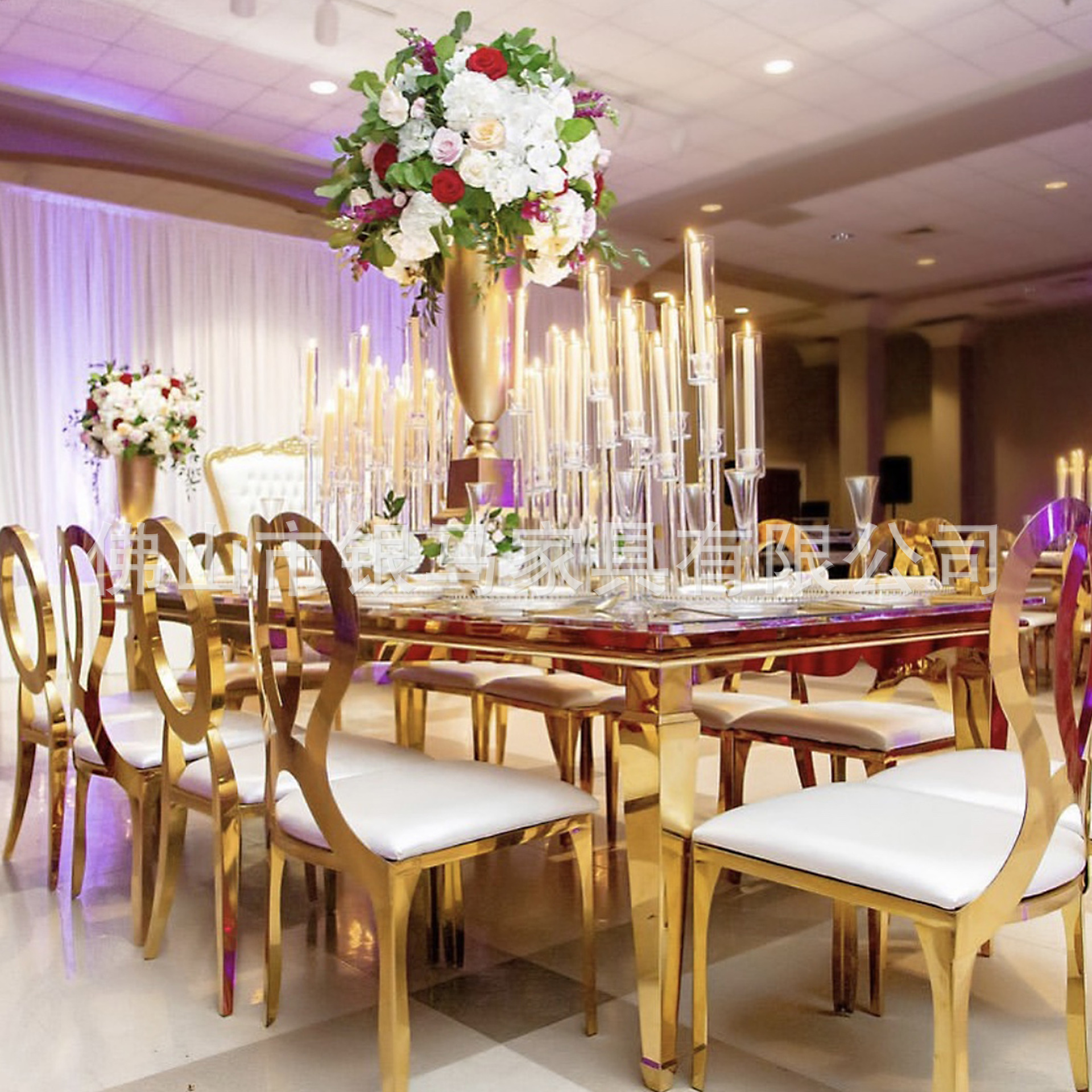 Fábrica al por mayor Hotel banquete boda comedor silla boda galvanoplastia Silla de acero inoxidable Bolsa De Oro suave Silla de comedor de cuero
