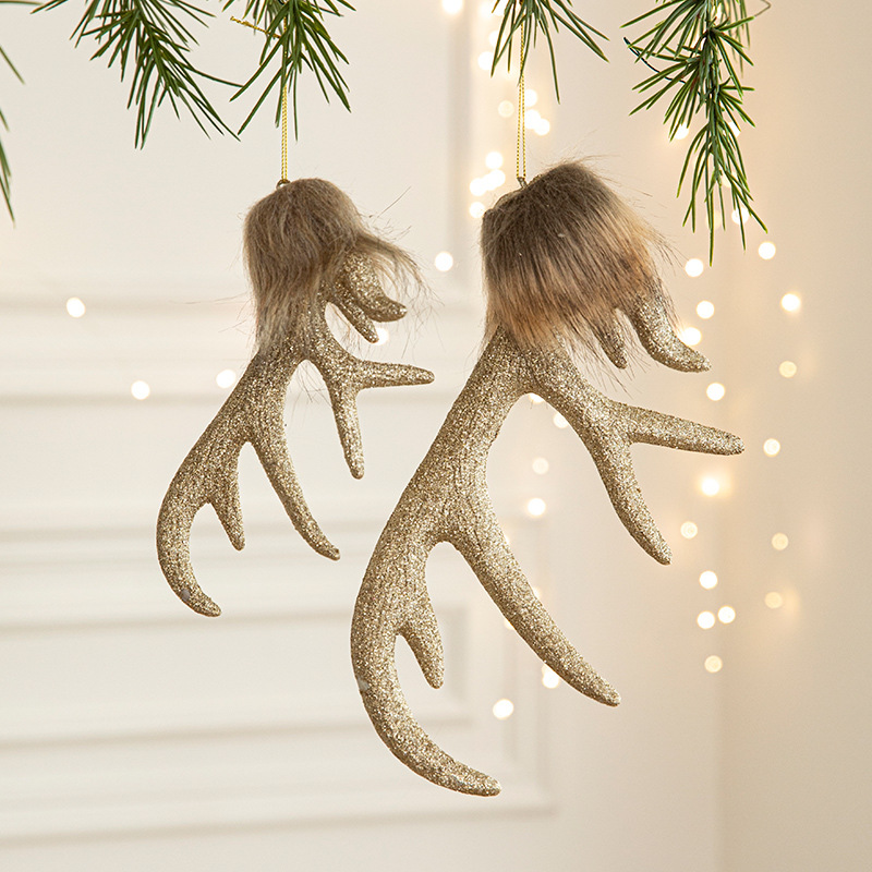 Hong Kong Heng nuevo estilo Elk Cuerno árbol de Navidad decoración colgante decoración diseño de la ventana de resina con el pelo cuerno colgante Decoración