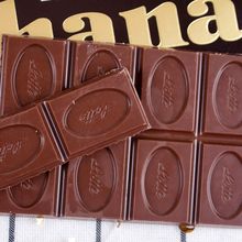 韓國進口樂天LOTTE加納牛奶純黑巧克力90g送女友喜糖零食糖果批發