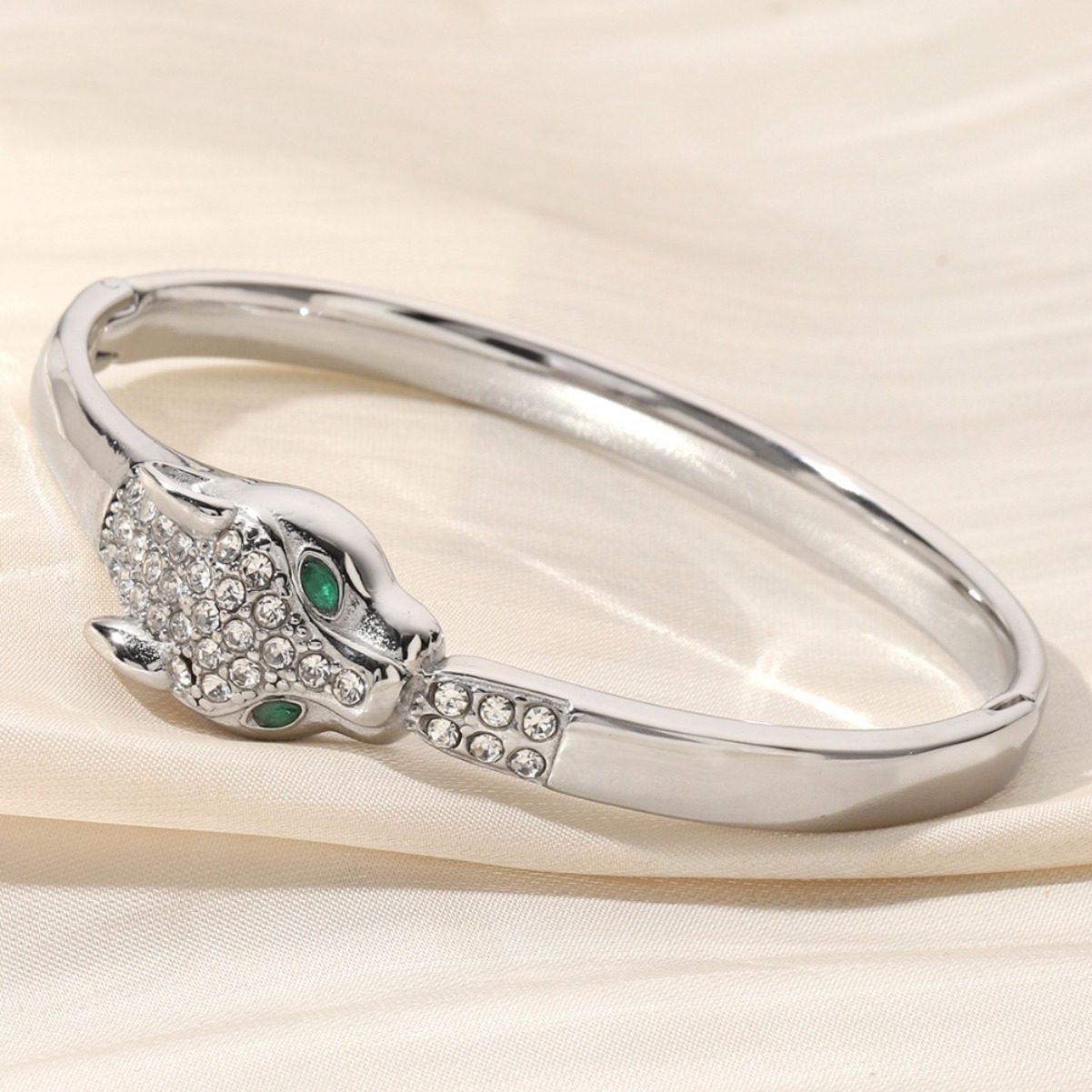 Bracelet ouvert incrusté de diamants léopard aux yeux verts populaire et très vendu, design de niche, bracelet haut de gamme miroir_voghion.com