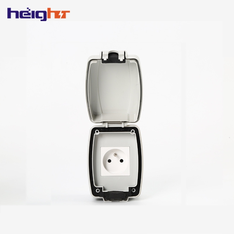 厂家供应室内防水插座TC318欧标法式 IP66户外防暴雨插座