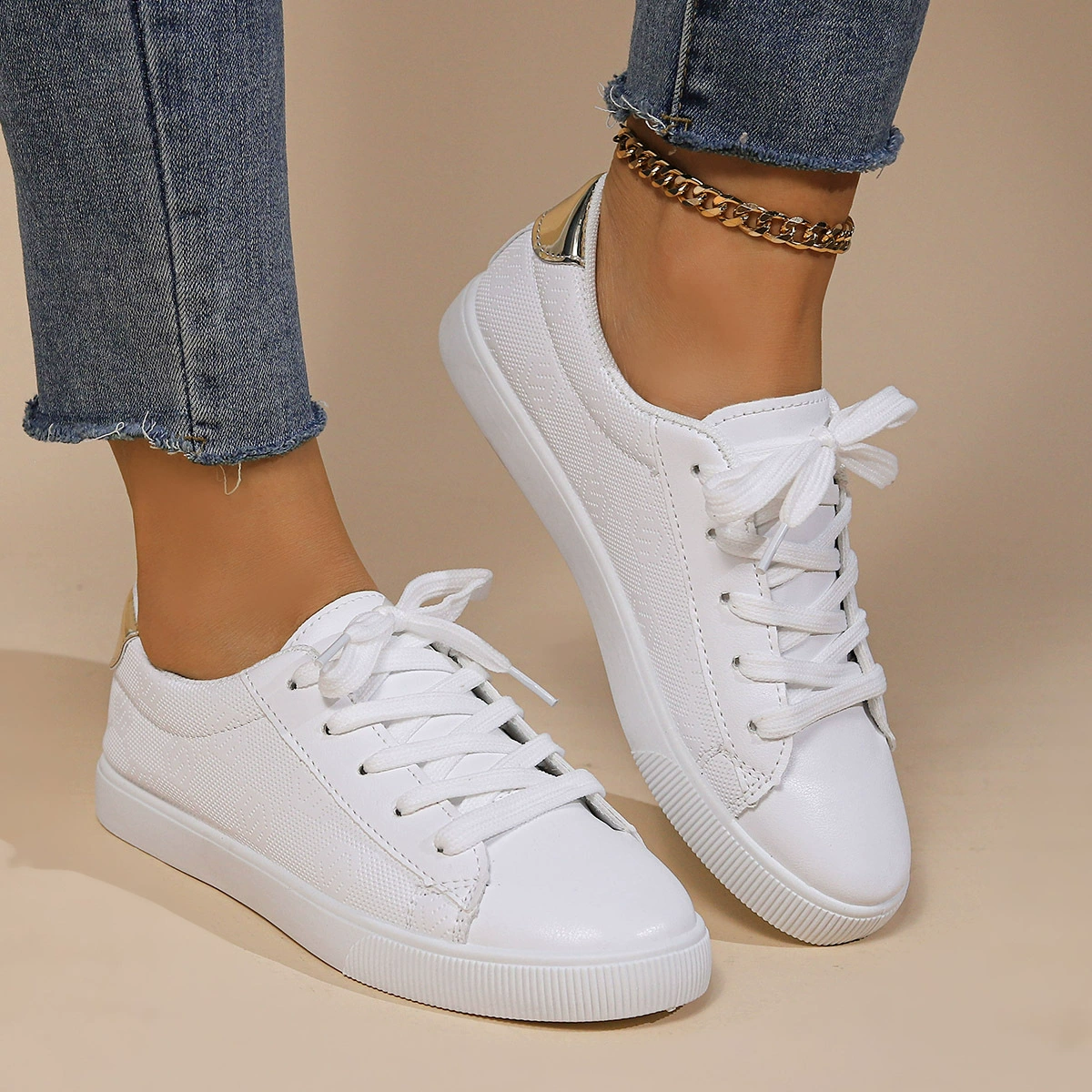 White shoes, non-slip footwear, sports shoes for leisure, trend of season, soft sole, for running, plus size