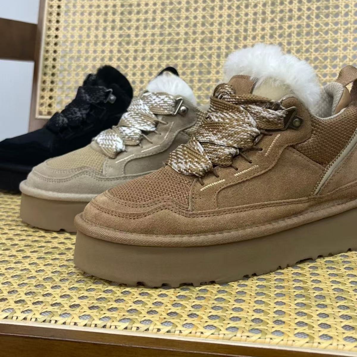 Sangpo nuevo tipo de cordón de suela gruesa, zapatos de algodón de invierno caliente y grueso de cuero real Meier