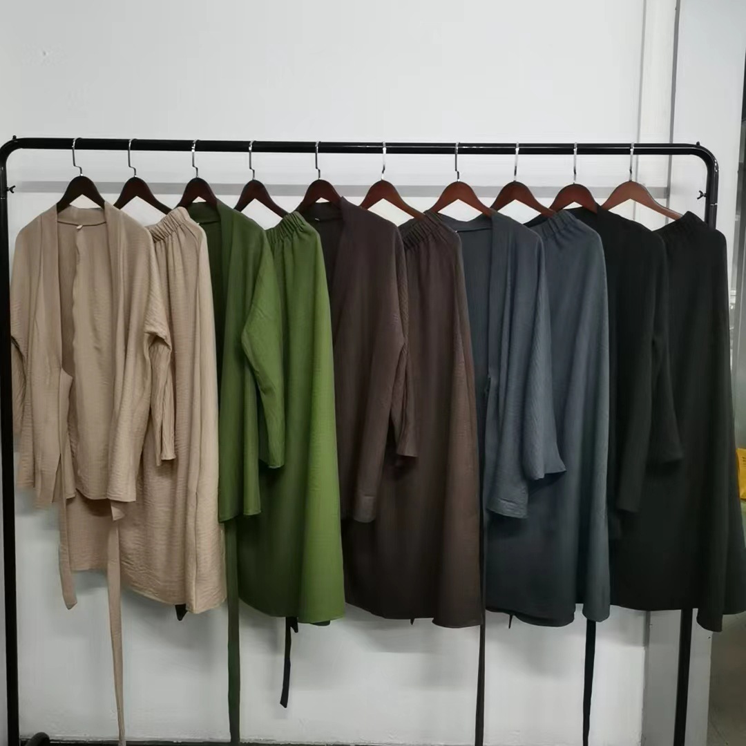 Yiduoduo Solid Color Loose V-Neck Casual Tie-Waist Top and Skirt Set 24807 Casual and Comfortable