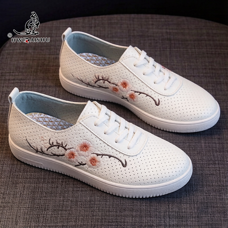 Primavera y verano nuevos zapatos blancos de cuero de mujer huecos zapatos de malla transpirables zapatos de estudiantes con suela suave antideslizante zapatos de mujer coreanos image 1
