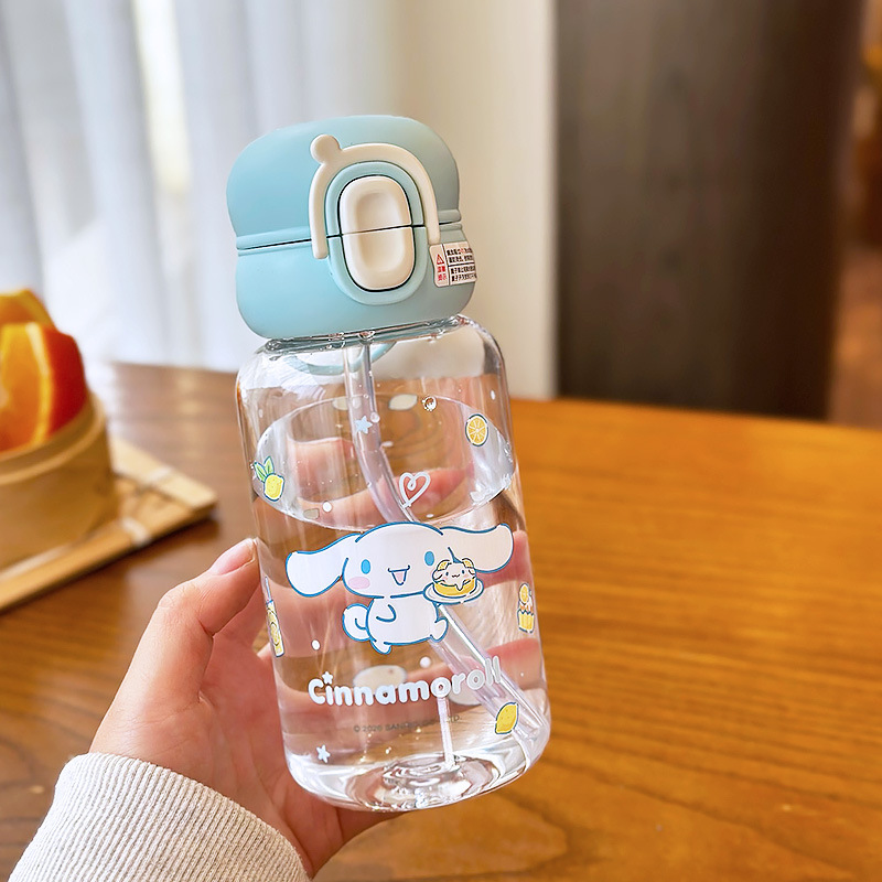 Sanrio tazas de agua para niños niñas lindas tazas de paja Kulomi tazas de plástico de gran capacidad especiales para estudiantes escolares