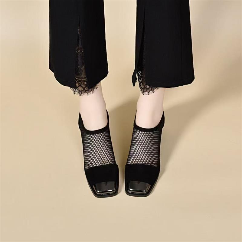 Sandalias de malla de hierro primavera y verano 2026 nuevos zapatos de estilo único para mujeres zapatos de malla de tacones altos de verano romanos zapatos de mujer huecos