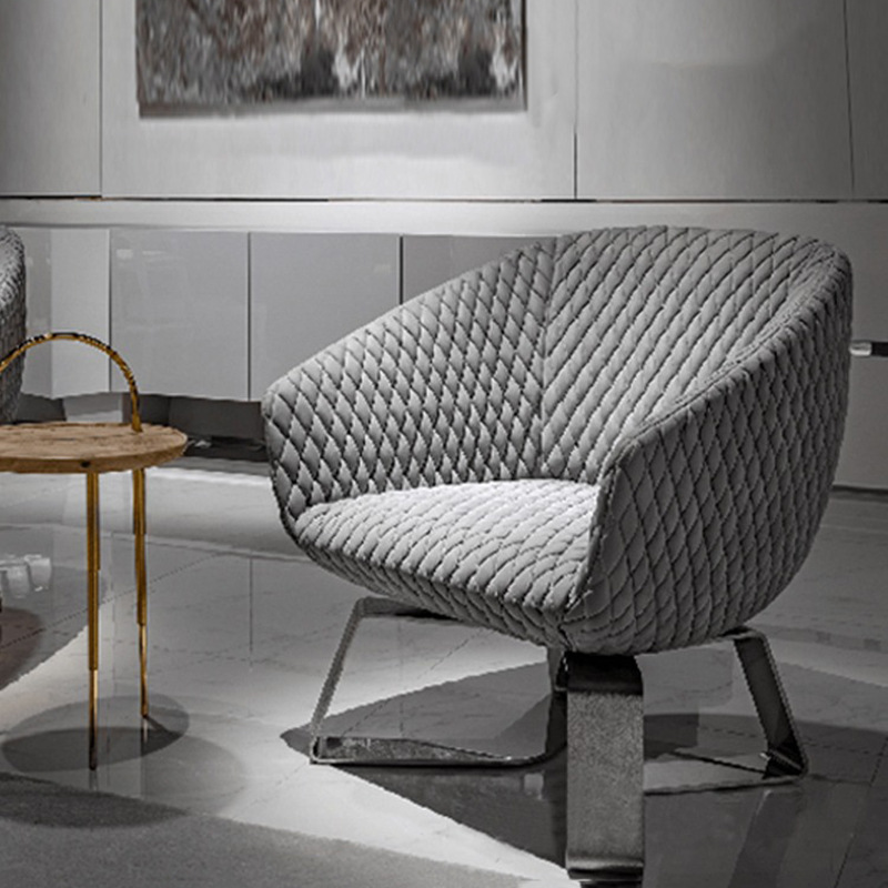 Italian light luxury sofa chair, post-modern living room leisure single sofa chair, designer high-end custom single chair