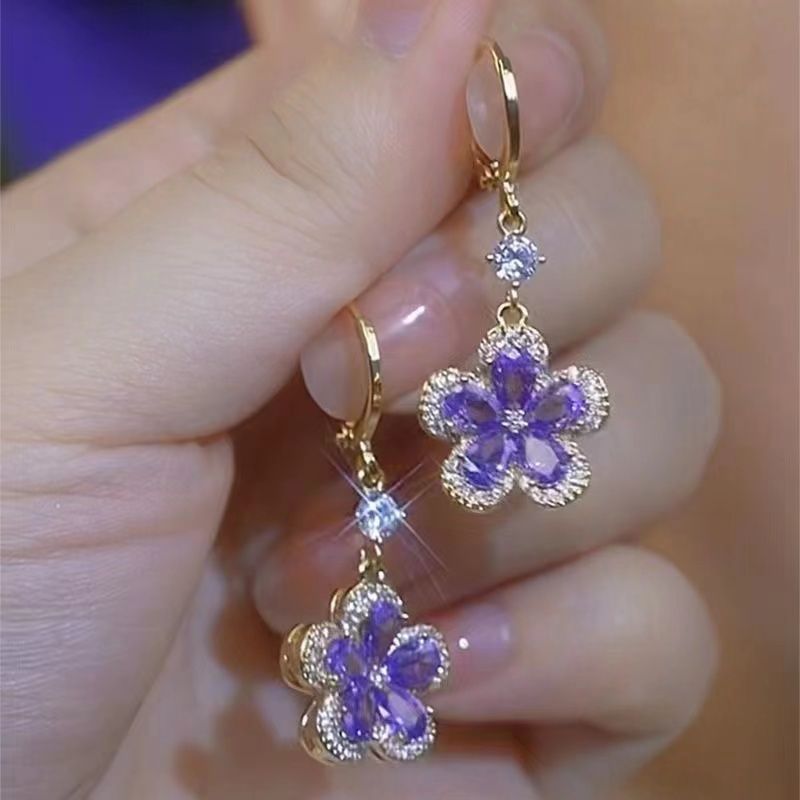 Design red earrings