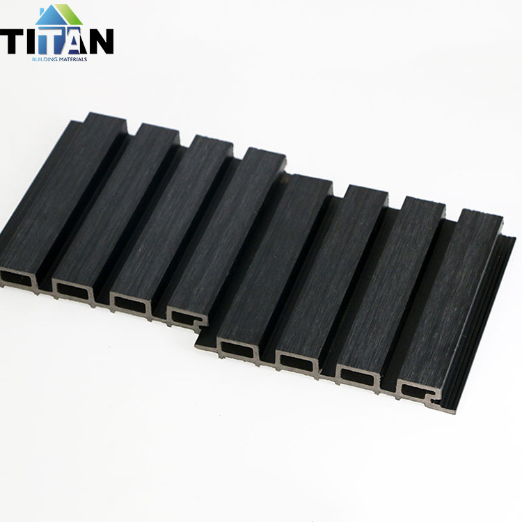 Exportación de PVC de América del Sur Tablero de pared de madera y plástico Material de decoración de techo de madera ecológica 180 High Great Wall