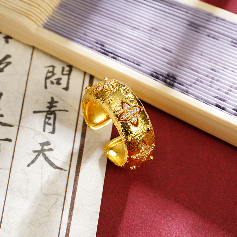 Anillo de dibujo de flores de cuatro hojas j23930