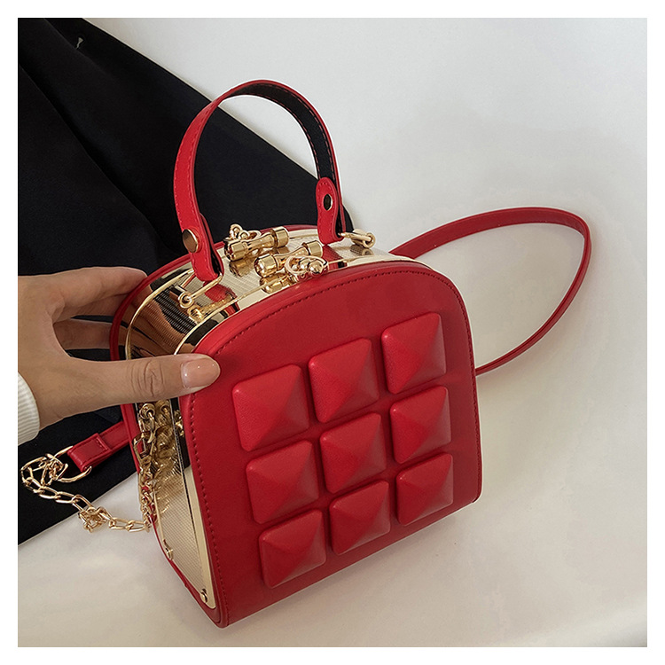 Women's Medium Pu Leather Solid Color Vintage Style Classic Style Lock Clasp Handbag display picture 9