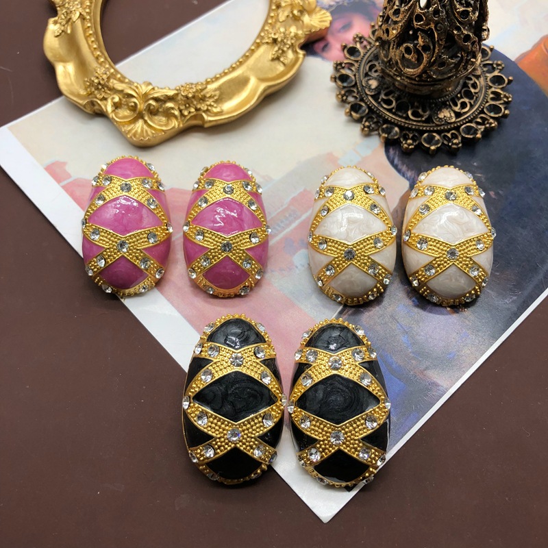 Alloy Material 1 Pair Retro Geometric Alloy Plating Rhinestones Women's Ear Studs