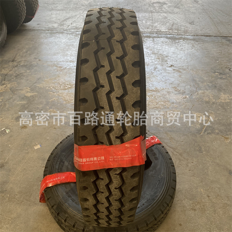 全新全钢卡客车900R20CR926花纹16层级加厚耐磨载重轮胎