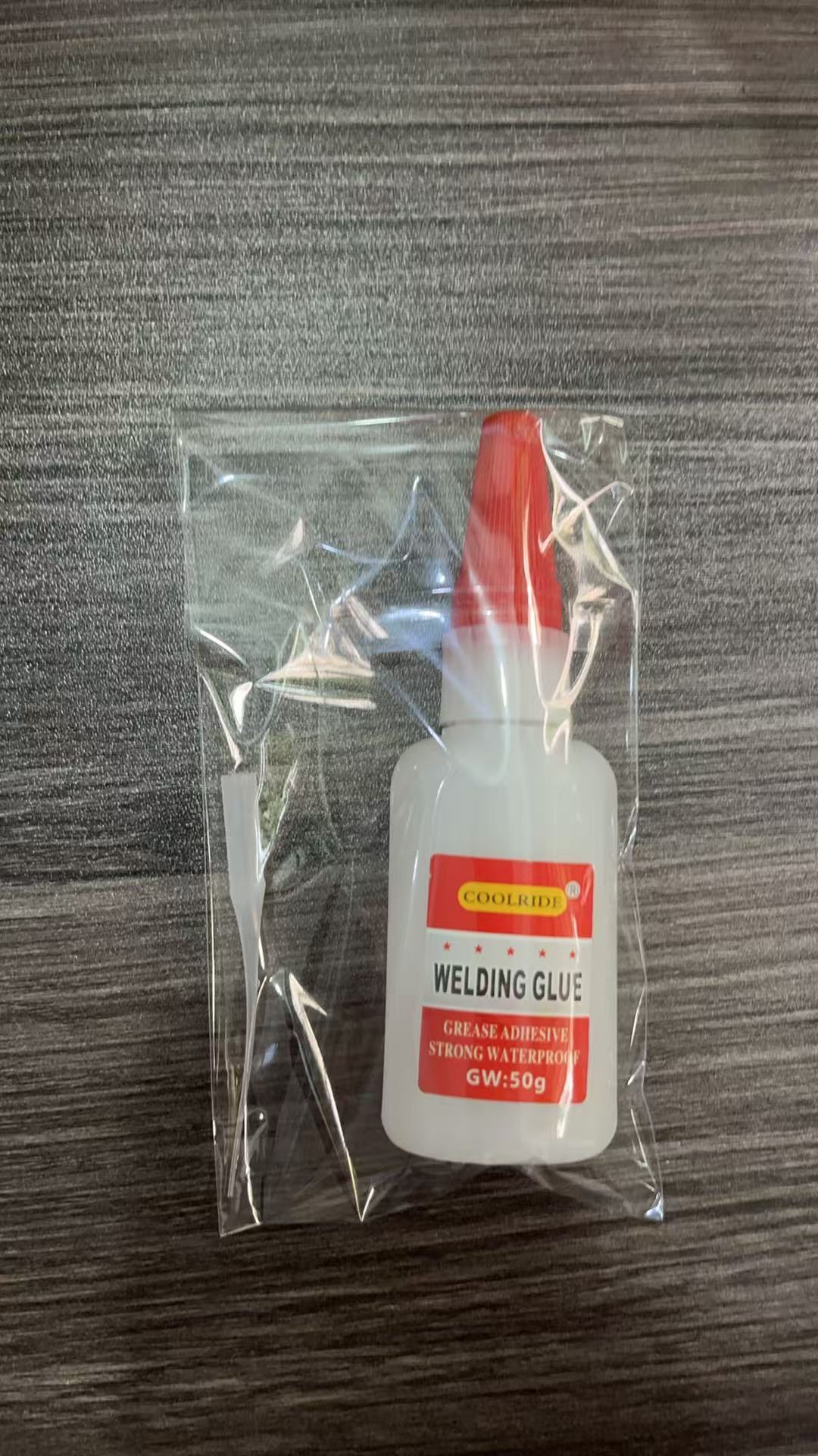 50그램의 납땜 플럭스가 점적기와 함께 제공됩니다.