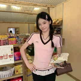 粉色V领撞色条纹修身短袖T恤女小众辣妹打底衫收腰显瘦上衣潮