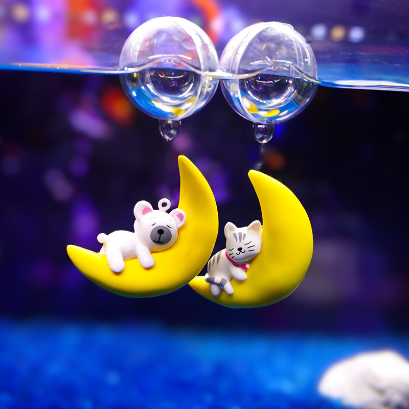 Tanque de peces decoración del paisaje Luna oso flotante Diver viendo tanque de peces pequeño paisaje anime pequeño regalo azul hombre gordo